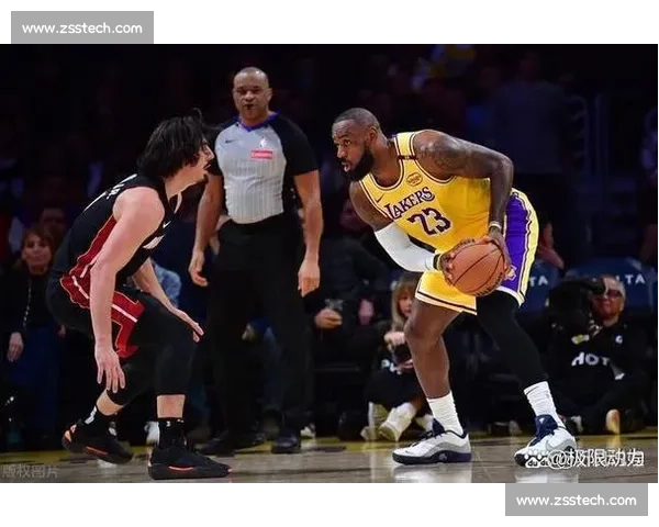 精彩篮球对决全程回放 经典瞬间重温 绝佳操作和关键时刻解析 精彩篮球对决全程回放 经典瞬间重温 绝佳操作和关键时刻解析